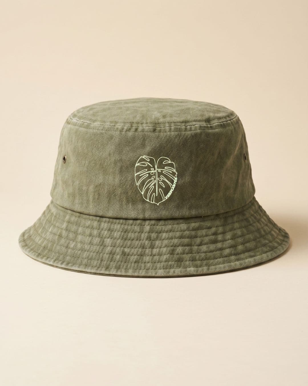 bucket gorro monstera